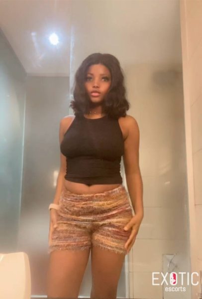 Nelly, escort in Bamako City, Mali (photo 4)